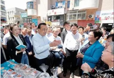 地摊重现 “最美人间烟火气”，夜市加盟火爆进行中